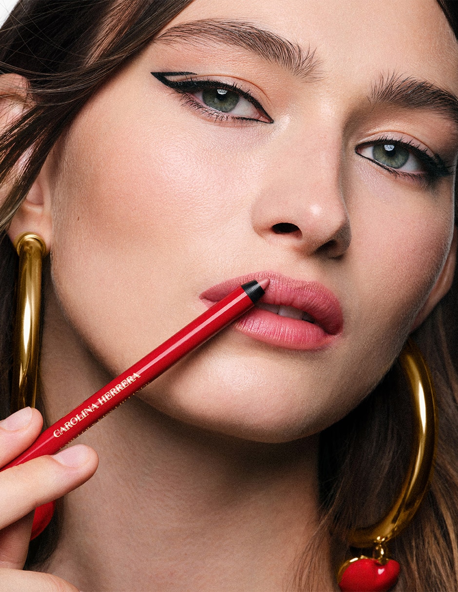 Delineador para labios mate Fabulous Kiss Lip Liner 7