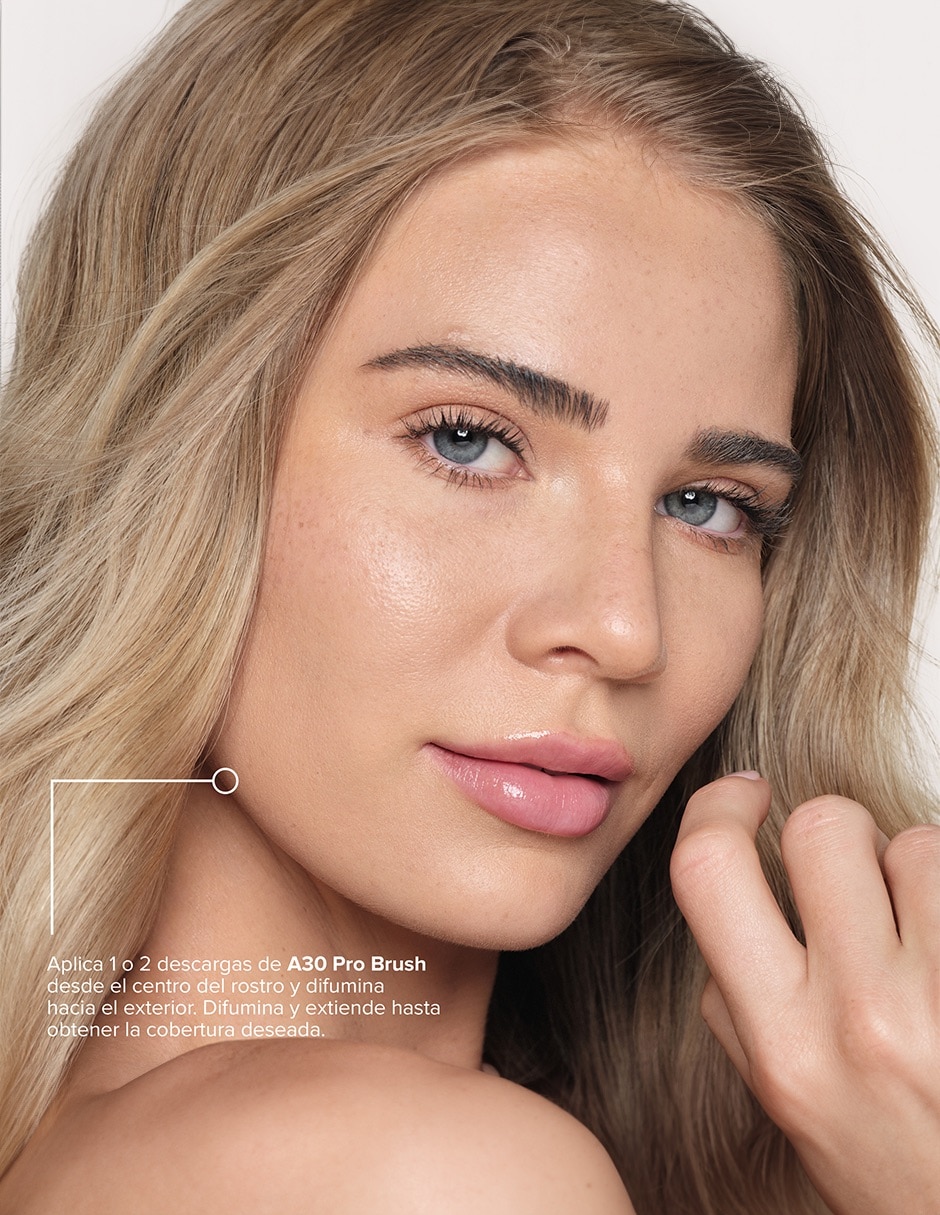 Base de maquillaje líquido Impeccable mate 7