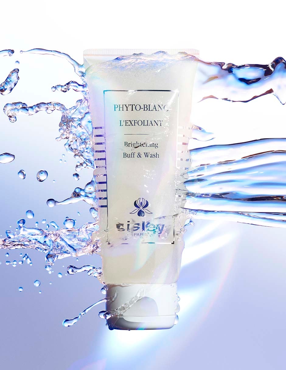 Exfoliante facial L'Exfoliant Brightening Buff and Wash para piel normal 4