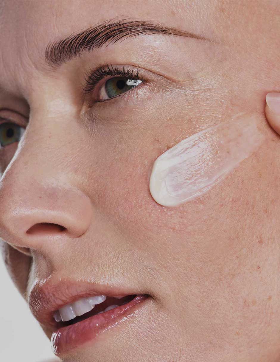Crema facial recomendada para reafirmar de noche para piel seca 2