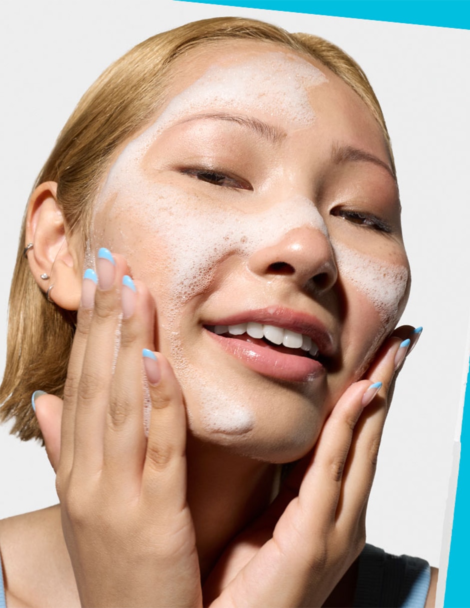 Limpiador facial Ultra Facial Barrier-Hydrating Cleanser para desmaquillar 3