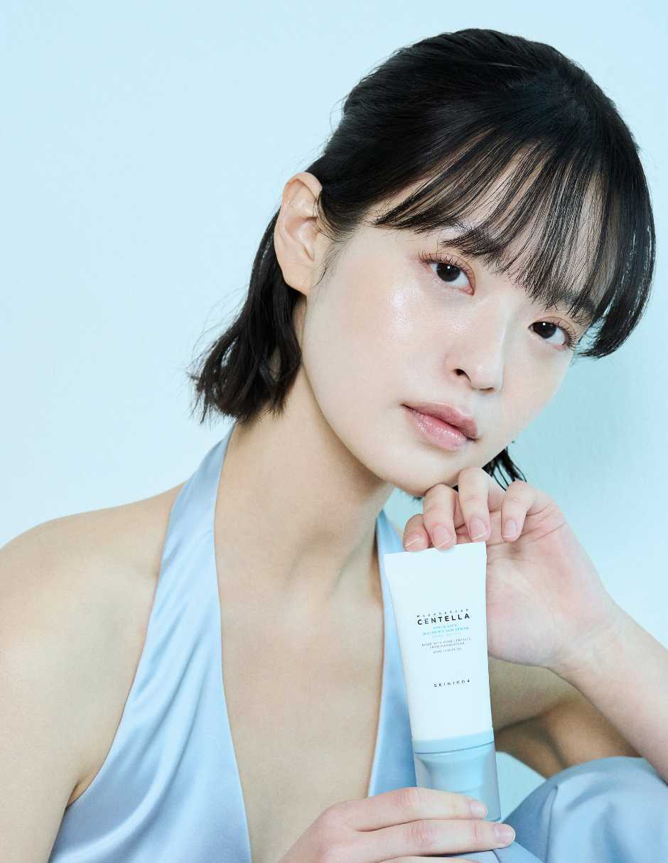 Protector solar fps 50+ Madagascar Centella Hyalu-Cica Water-Fit Sun Serum 4
