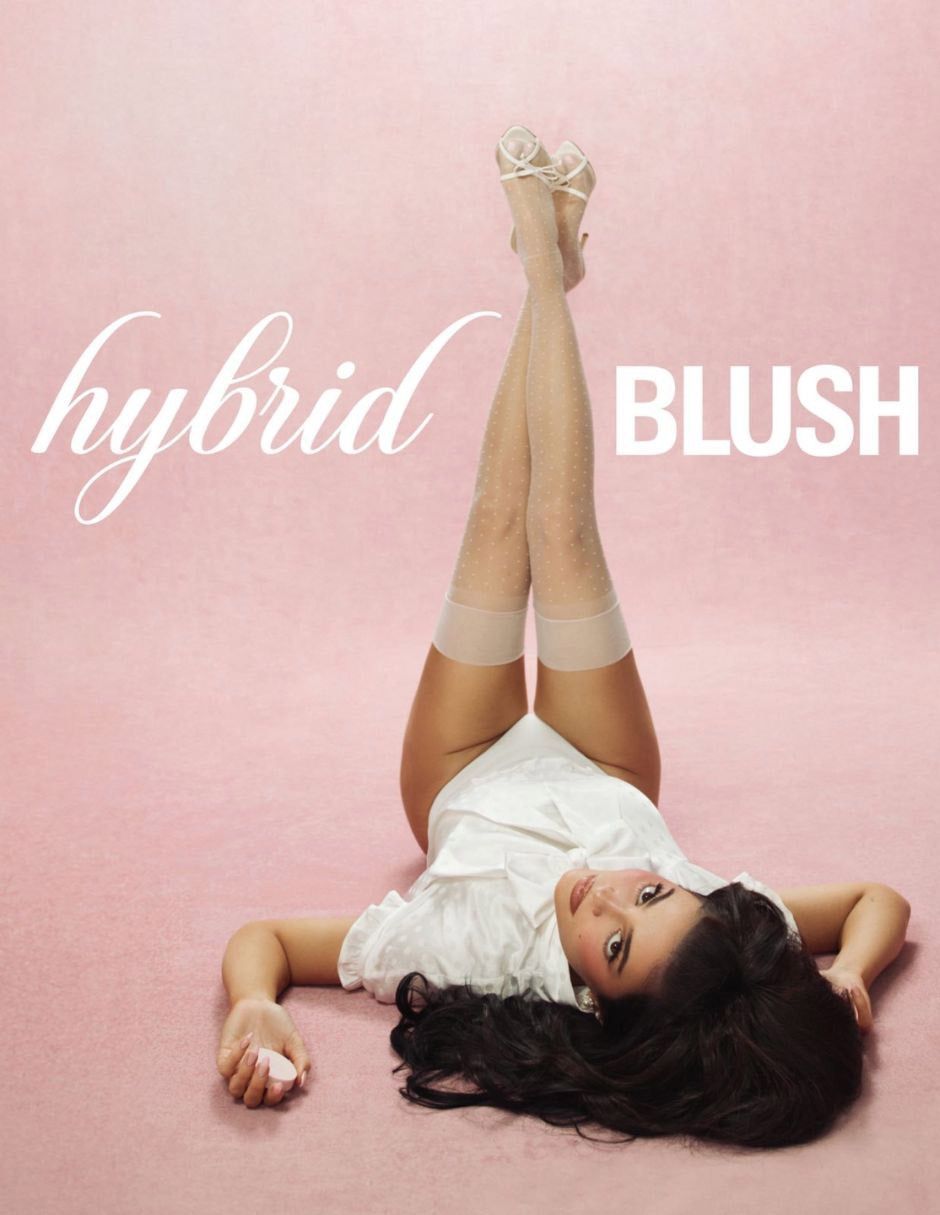 Kylie Hybrid Blush Powder,CORAL