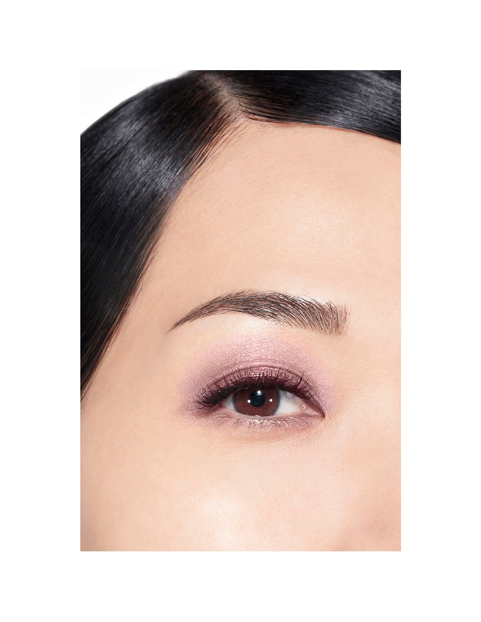 CHANEL OMBRE ESSENTIELLE