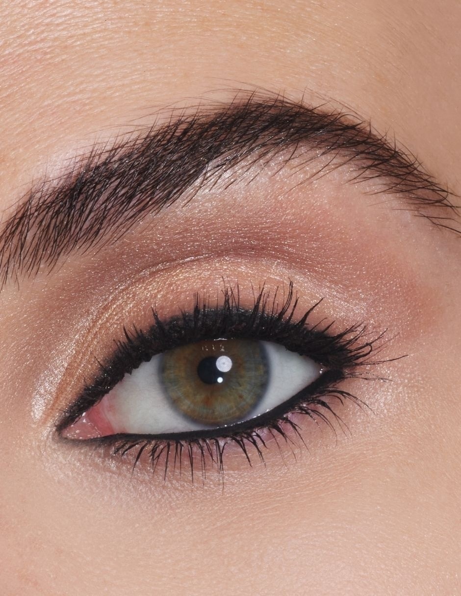 Delineador gel para ojos mate 5