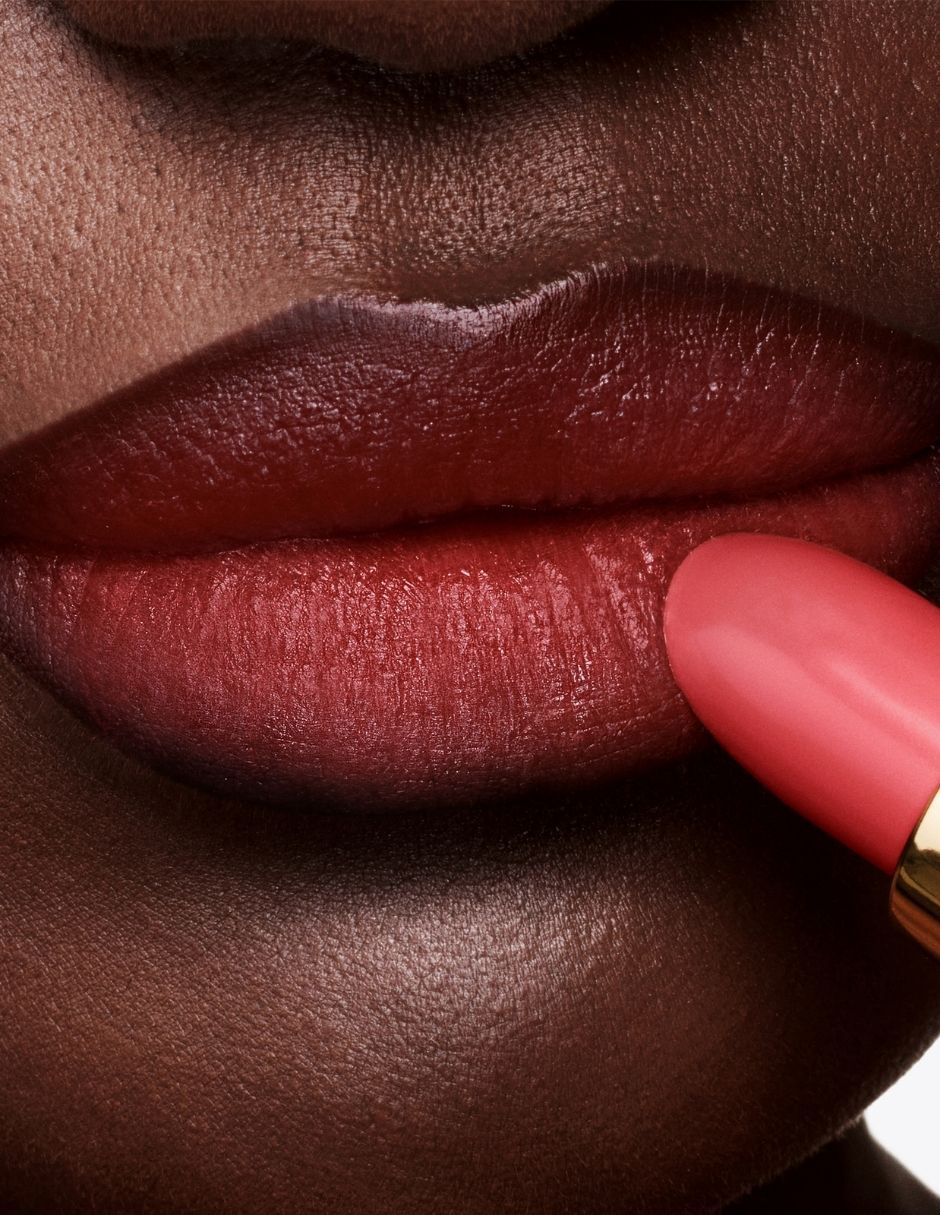 Labial mate 6