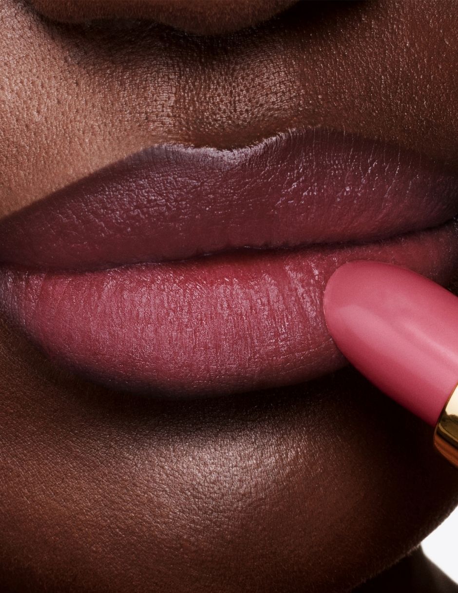Labial mate 6