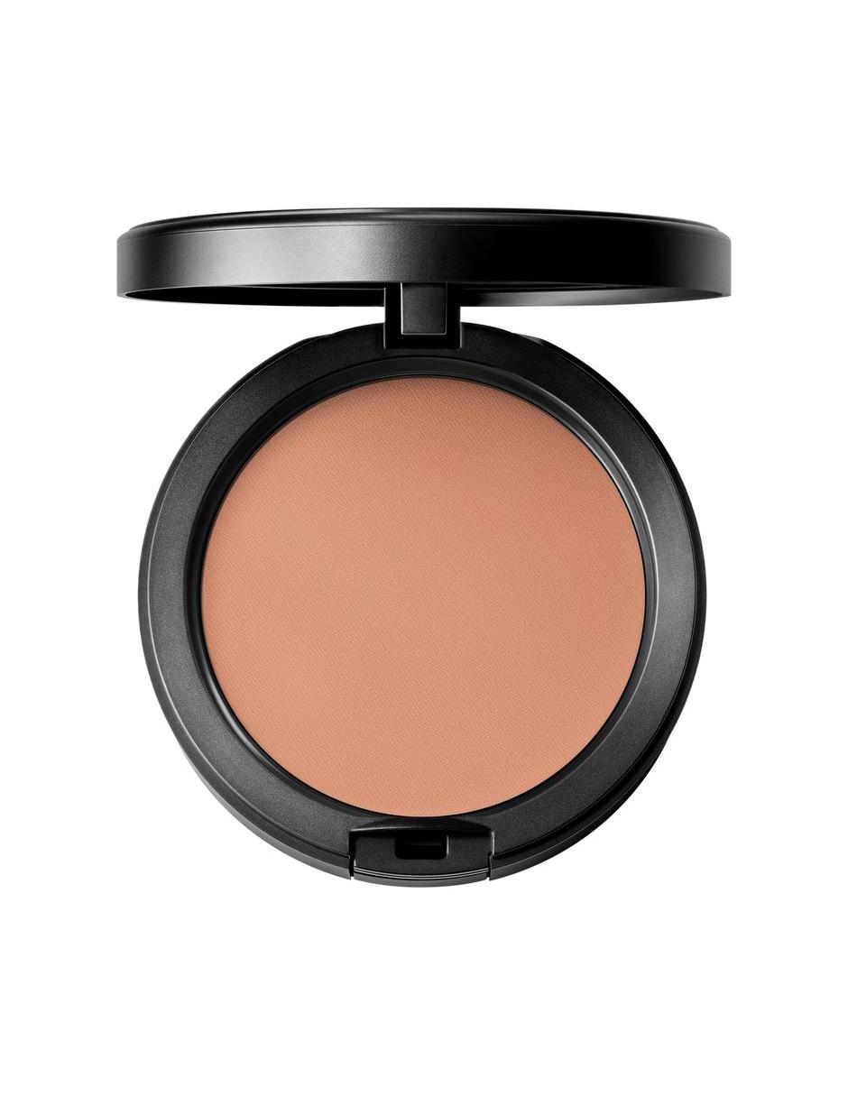 Base de maquillaje polvo mate